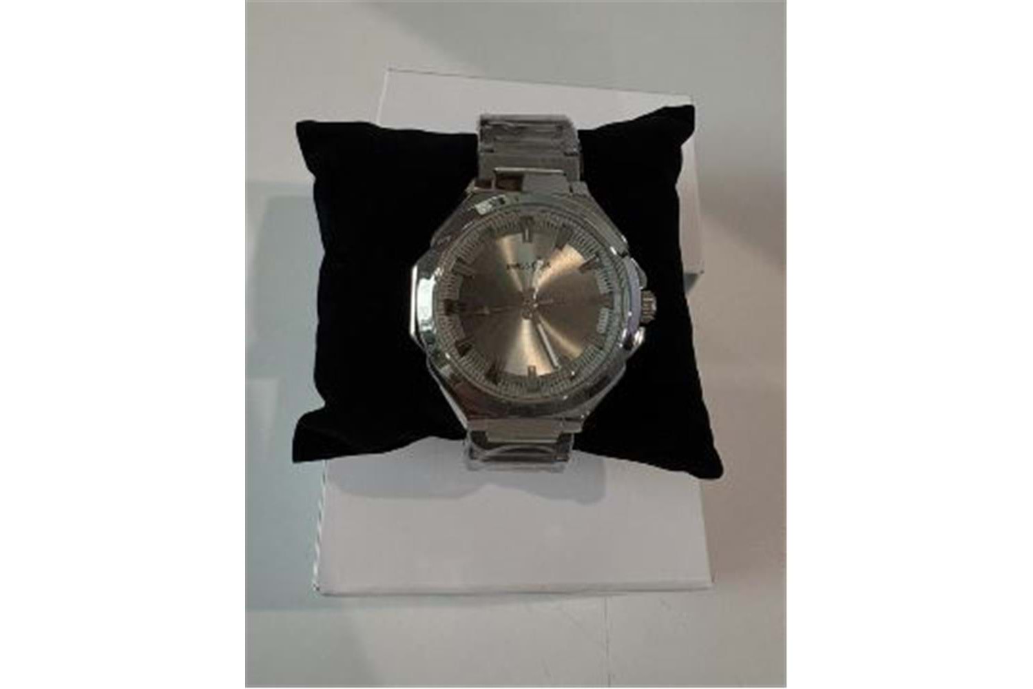 Swiss Plus Man Watch Basic Seri Model-3 ST3448AGS White-Silver