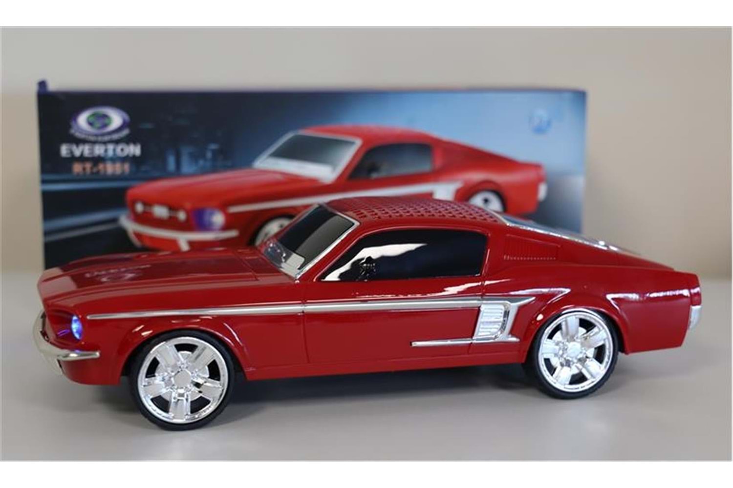 EVERTON RT-1951 Kırmızı Bluetooth Fm-Usb-Tf-Aux Şarjlı Nostaljik Radyo